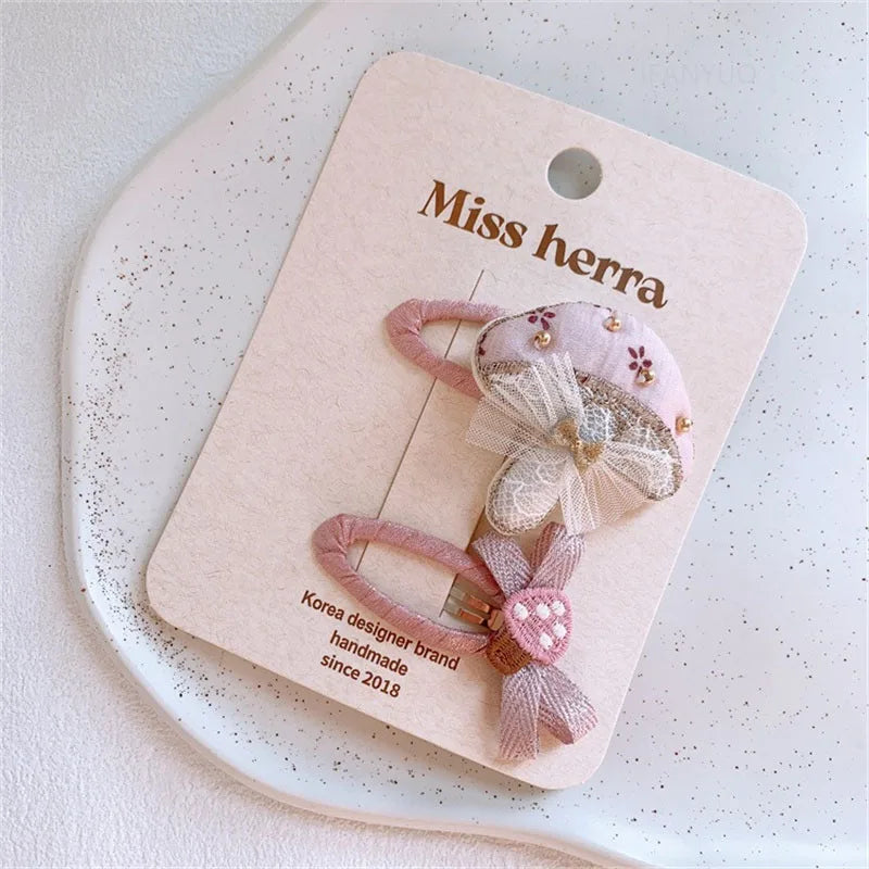 2PC Woodland Embroidered Hairclips