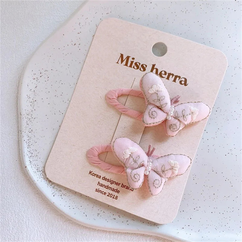 2PC Woodland Embroidered Hairclips