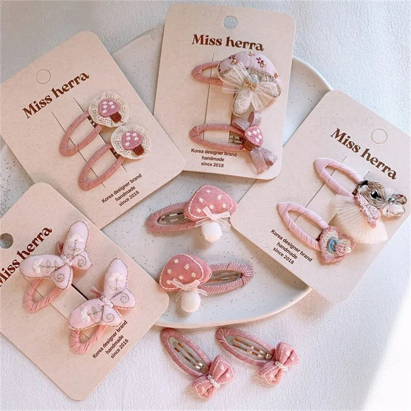 2PC Woodland Embroidered Hairclips
