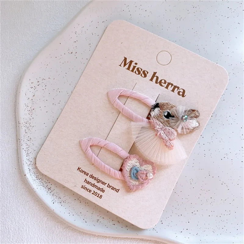 2PC Woodland Embroidered Hairclips