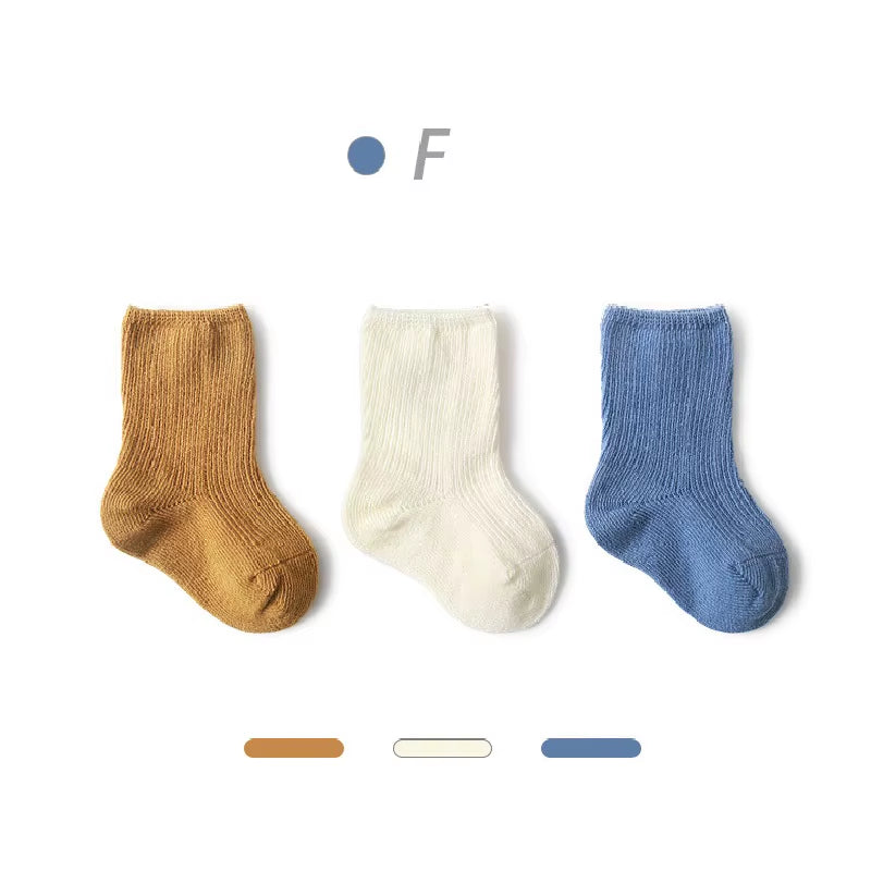 Ribbed Cotton Blend Socks
